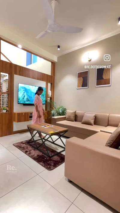 House at pathamkallu in Thiruvananthapuram, Kerala, has been designed by focusing on minimalism. All the amenities and facilities required for a family are arranged in this beautiful house.The exteriors feature the simple yet elegant flat - box style. Designed in 1750 sq ft, this amazing abode has a sit-out, formal and family living areas, dining space, 5 bedrooms and kitchen with a work area.The house stands on 4.5 cents.

Clients: Mr.Ajimkhan and Mrs.Sabeenabeevi
Location: Pathamkallu, Thiruvananthapuram 
Floor area : 1750Sqft
Site area : 4.5 Cent
Completion year : 2025

#design #architecture #archilovers #housedesign #interiordesign #architectural #homedecor #art #exteriordesign #designdeinteriores #smallhouse #budgethousing #archidaily #picoftheday #artcollector #civil #construction #residentialdesign #minimalism #artoftheday