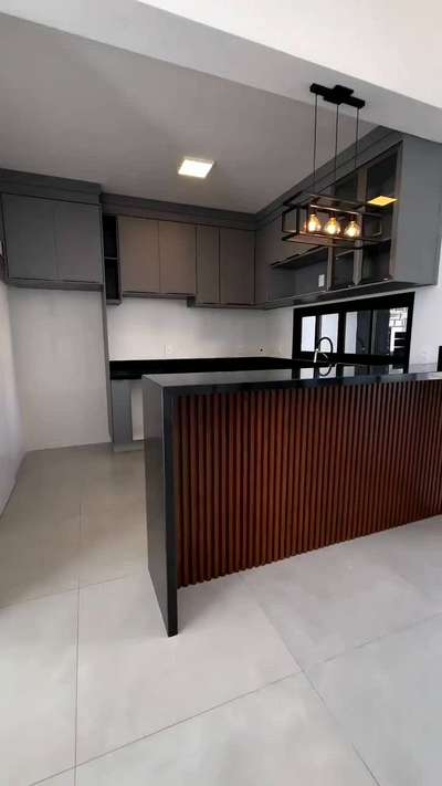 #luxurykitchen  #ModularKitchen  #KitchenIdeas  #KitchenInterior  #HomeDecor  #trendingdesign  #wallpanelingdesign  #KitchenLighting  #ModularKitchen  #modularwardrobe  #Modularfurniture work karane ke liye contact kare
whats.+919625506863
call.+917060375916 Saquib Mirza