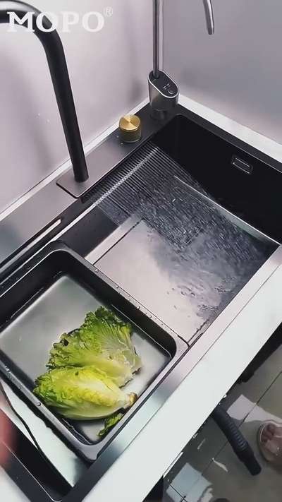 Modern kitchen sink...

#sink #sinkdesign #kitchensink