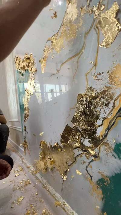 #stuccopainting #goldlifing # #thahometeamwark07 #interior designer #WallDecors #WallPutty #LivingRoomWallPaper