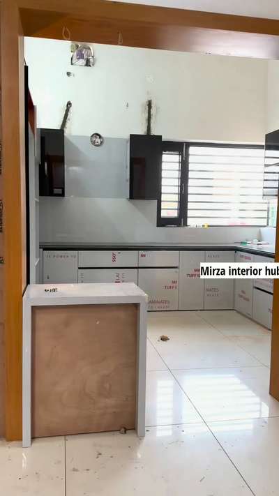 #ModularKitchen  #KitchenIdeas  #LargeKitchen  #inotech  #pantry  #combinatnationmica_  #PVCLaminates  #HomeDecor  #Modularfurniture work karane ke liye contact kare
whats.+919625506863
call.+917060375916 Saquib Mirza