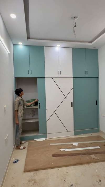 #InteriorDesigner #HouseDesigns #LivingroomDesigns #Designs  #Almirah  #almirahdesign  #woodenAlmirah