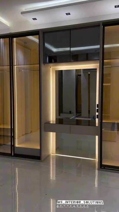 #wadrobedesign #GlassDoors #glassprofilewardrobe