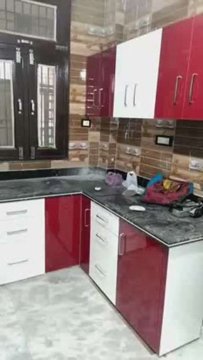 #ModularKitchen 
#WallDecors