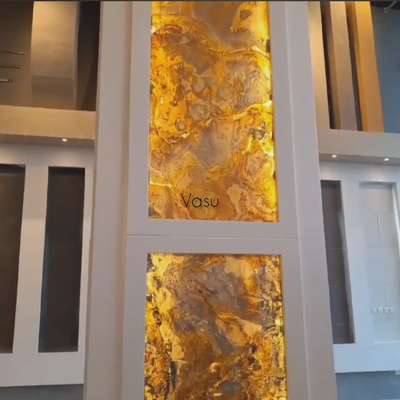 Feel Stone - a 2 mm thin natural Stone. 

Size 610*1220 mm
Lightweight and flexible and translucent.