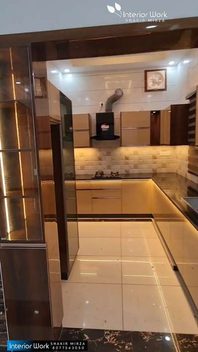 #wadrobedesign #SlidingDoorWardrobe #tvunitdesign #modularTvunits #MasterBedroom #wallpanelling #DressingTable#vanity#walldesing #LargeKitchen #ModularKitchen #KitchenInterior #OpenKitchnen #pantry #inotechkitchen# #All_furnitures_work_karane_ka_liye_contact_kare_8077543050