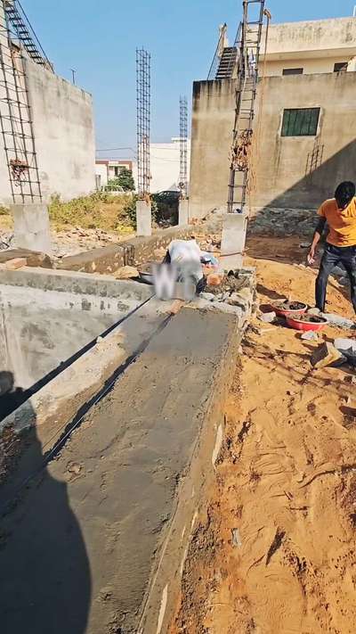 Foundation work in progress at new construction site.
 #foundation  #civilcontractors  #HouseConstruction  #constructionsite  #architecturedesigns  #column_reinforcement  #satyamdesigns  #koloapp  #newhomesdesign