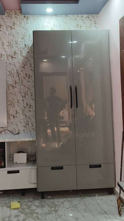 #tvunits  #KitchenCabinet  #InteriorDesigner