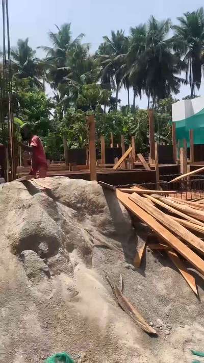 "Foundation grade beam: where stability meets structure, laying the groundwork for architectural dreams."
#trending #trendingreels #kerala #explorepage #malayalam #constructionsite