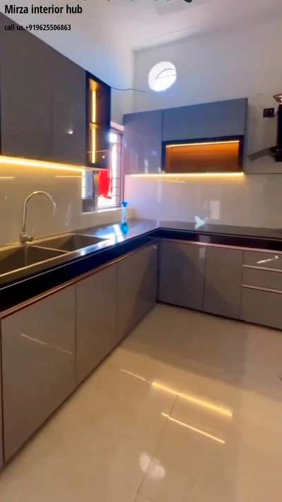 #KitchenIdeas  #ModularKitchen  #KitchenInterior  #LUXURY_INTERIOR  #HomeDecor contact+919625506863