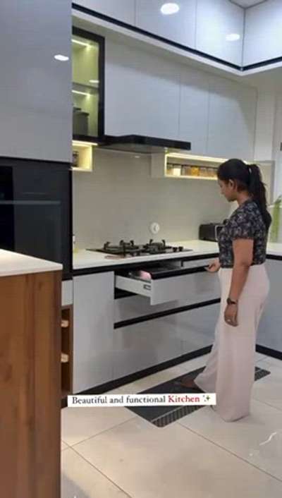 Beautiful kitchen


 #homeinterior  #ModularKitchen  #KitchenIdeas