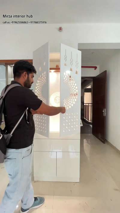 #Prayerrooms  #mandir  #mandirdesign  #ModularKitchen  #modularwardrobe  #Modularfurniture  #HomeDecor  #InteriorDesigner  #furnitures work karane ke liye contact kare whats.+919625506863
call.+917060375916 Saquib Mirza