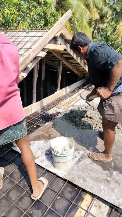 #SlopingRoofHouse  #roof concrete #main slab  #vdesigns  #vadanappilly  #