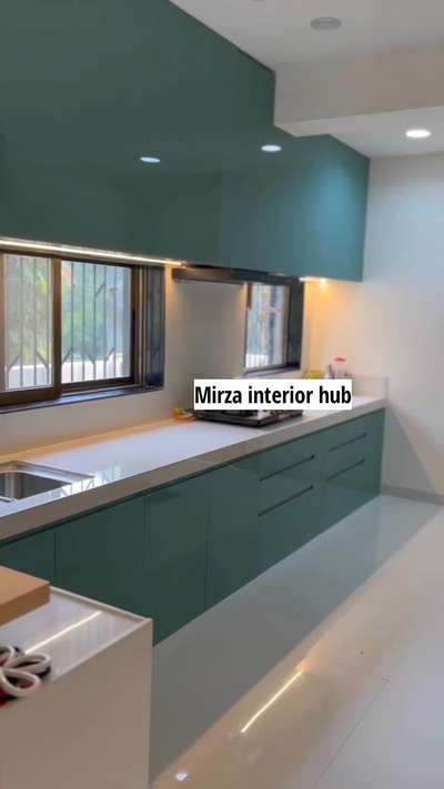 #ModularKitchen  #KitchenIdeas  #LargeKitchen  #LShapeKitchen  #ushapekitchen  #inotech  #pantry  #crockeryunit  #trendingcolour  #Modularfurniture work karane ke liye contact kare
whats.+919625506863
call.+917060375916 Saquib Mirza