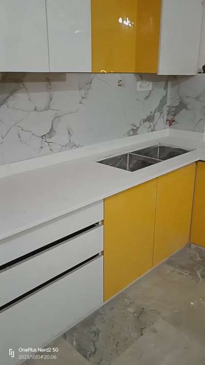 #ModularKitchen  #whitekitchentop