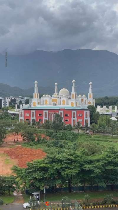 MASHA ALLAH🤲

 FINISHED PROJECT @ LANDMARK MARKAZ KNOWLEDGECITY
 #Wayanad  #InteriorDesigner  #Architectural&Interior  #interiorpainting  #HomeAutomation  #HomeDecor  #WallDecors