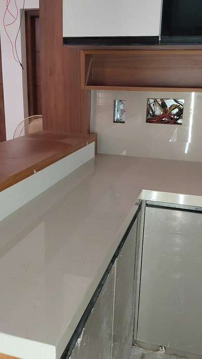 Nanowhite kichen slab work  #nanowhite #FlooringTiles #kajariaeternity