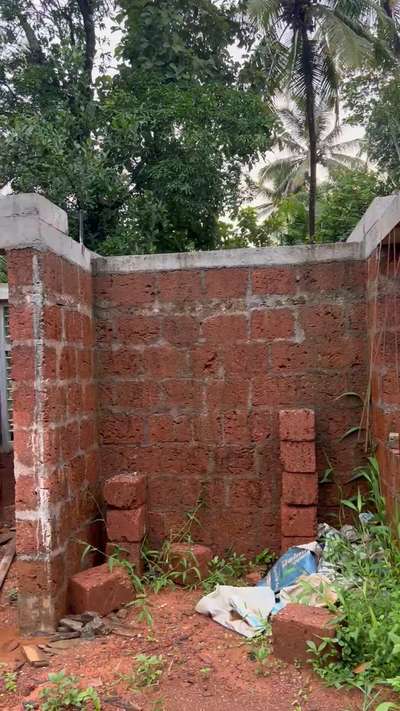 മലപ്പുറം കാവനൂർ ഇമേജ്മെബൈൽ ഇർഷാദിനുവേണ്ടി' നിർമ്മിക്കുന്ന വീട് .
:
:
പ്ലാനും 3D യും ലഭിക്കുന്നതിനും page follow ചെയ്തു വെക്കൂ,,,👍

Image mobile Irshad kavanoor nu vendi cheyyunna Veedu  on going @kavanoor # #HouseDesigns  #40LakhHouse  #MixedRoofHouse  #malayaliveedu  #malappuramkaaran💪  #keralaplanners  #keralastyle  #all_kerala  #makdesignse  #makehomematter