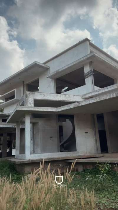 REAL HOME project visit.
@thoush_com 
Client : Mr.SATHAR 
Location : Ponnani , Malappuram .
Area : 7800 sqft 
.
. #Architect #architecturedesigns #sitevisit #InteriorDesigner  #Architectural&Interior