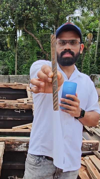 എറണാകുളം ജില്ലയിൽ ചോറ്റാനിക്കര Mr. Sujith Kumar ന് വേണ്ടി നിർമ്മിക്കുന്ന 1560 സ്‌ക്വയർ ഫീറ്റ് വീടിന്റെ ഫൌണ്ടേഷൻ വർക്കുകകൾ എവിടെ വരെ ആയി എന്ന് നോക്കിയാലോ.!!??

 #foundation_prepration #foundation #workonprprogress #steelworks