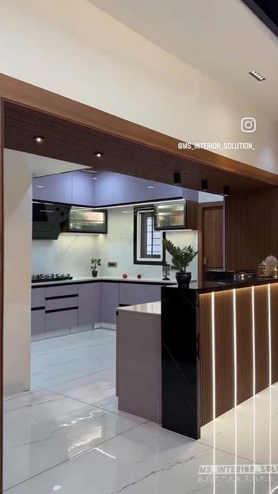 #ModularKitchen #LargeKitchen #WoodenKitchen #KitchenCabinet #pantrycupboard #acrelickitchen #inotechkitchen #basketkitchen #KitchenInterior #softcloslidingdoorwardrobe #profilehandles #GlassDoors