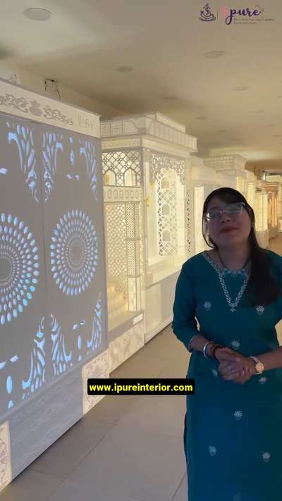 दरवाज़ों वाला कोरियन मंदिर🤩🙏🏻
 #corianmandir  #corianmarblemandir  #manufacture  #mandirmanufacturer  #newdelhi  #newcollection  #letestdesign  #modernmandir  #InteriorDesigner  #LUXURY_INTERIOR  #moderninteriordesign