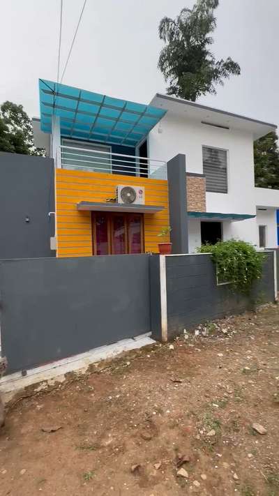 1100 sqft
3BHK
Construction cost : 22 Lakh
UK Builders
Kollam