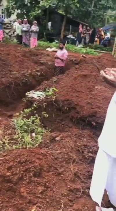 At കുറ്റിപ്പുറം