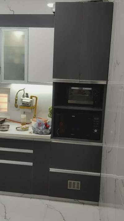 MODULAR KITCHEN WITH INOTECH BASKETS