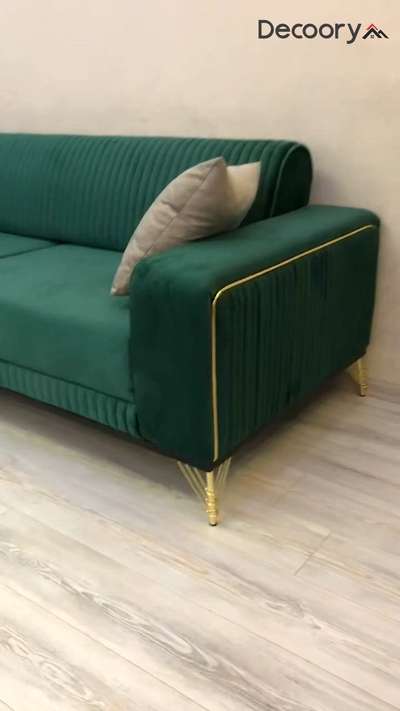 Where comfort meets statement style — this sofa isn’t just furniture, it’s the heart of the living room.
.
.
#sofadesign #livingroominterior #modernsofa #luxuryfurniture #homedecor #interiorinspiration #livingroomstyle #furnituredesign #cozyhome #interiordetails #decoory #decooryinteriors