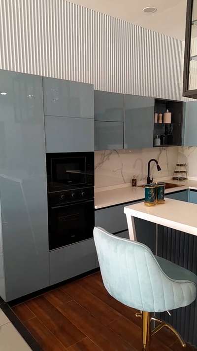 #ModularKitchen  #modularkitchendesign  #modernhousedesigns  #modernhomes  #KitchenInterior  #inerior  #creativedesign