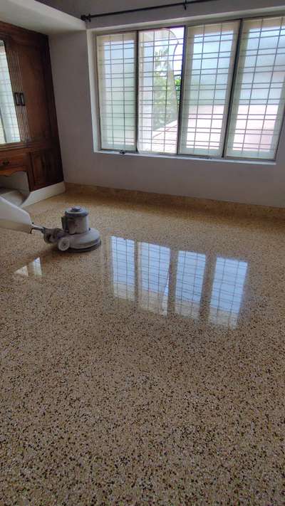 35 years old mosaic floor polishing