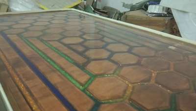 kings man crafts....we the professional of custom made   Epoxy river tables, counter tops, and Epoxy lamps.8595154030