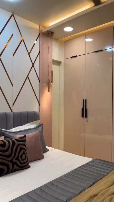 #homeinteriordesign  #BedroomDecor  #trendig  #faridabad #Delhihome #gurgaon #noida #india