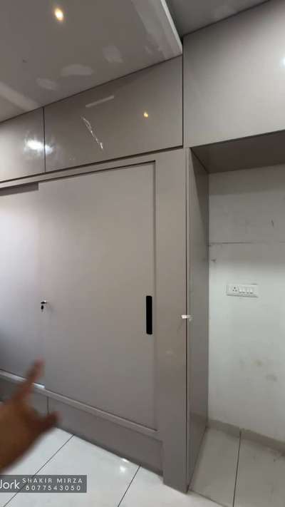 📞 Number in Bio
 Contact For interior work
#SlidingDoorWardrobe #wadrobedesign #homeinteriordesign #KitchenInterior #LUXURY_INTERIOR #InteriorDesigner