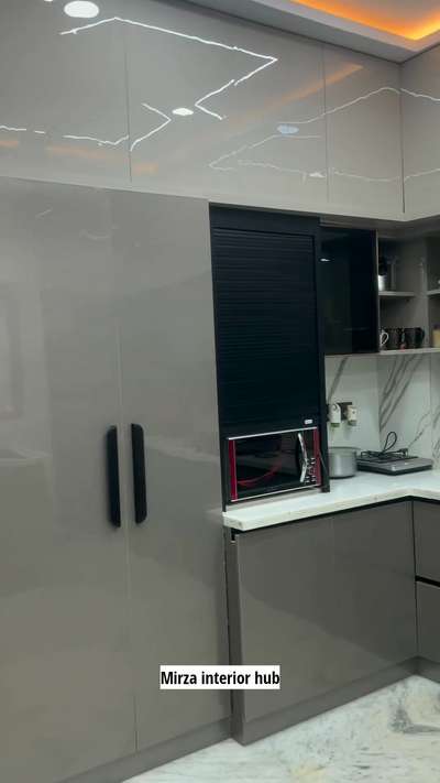 #ModularKitchen  #KitchenIdeas  #LargeKitchen  #inotech  #pantry