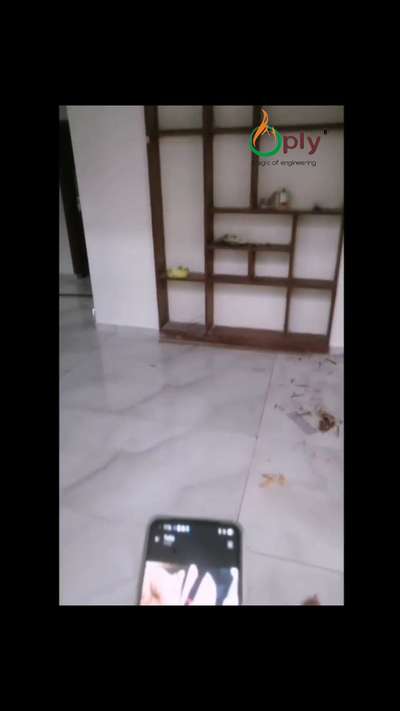 അതിമനോഹരമായ ഷോക്കേസ്