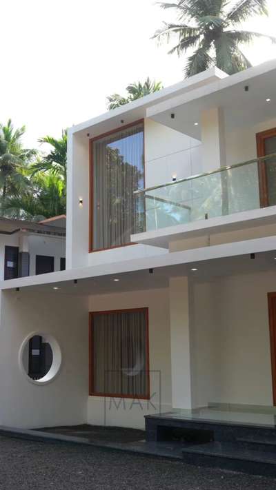 👆ഈ ഒരു വീടും clientൻ്റെ സന്തോഷത്തോടെ പൂർത്തിആയപ്പോൾ 

Completed Residential Project at Vazhakkad,MalappuramClient: Mr. Riyas 4BHK | 2700 sq ft | Vazhakkad, Malappuram:::MAK Designs MAK designs  #facebookviral  #facebookreel #contemporaryhouse #dubailife #canadamallus  #mak #Dubaimalayali