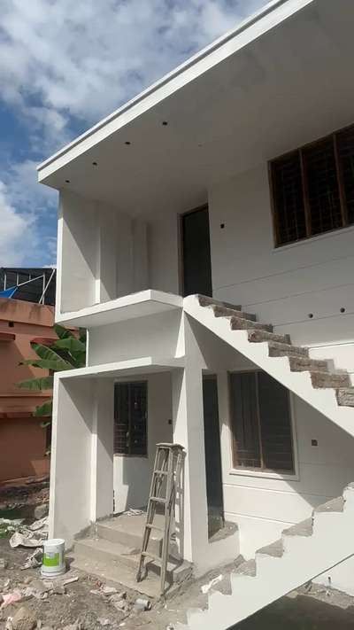 Residential Project at kowdiar , Trivandrum 
Total area - 1414 sqft
Cost - 28,00,000/-
Style - Contemporary 

 #HouseConstruction 
 #HouseRenovation 
 #budget 
 #InteriorDesigner 
 #KitchenIdeas