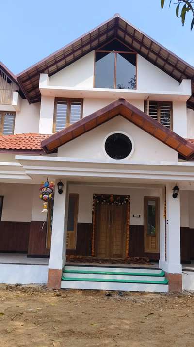 Housewarming Day 🥰
Budget of house 60 lakhs
Area 2700 sqft
4BHK 

#newhousedesignkerala