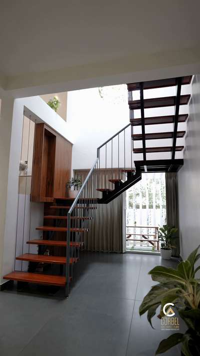 Staircase എങ്ങനെ മനോഹരമാക്കാം.

1935 sqft/3bhk/modern economical budget home
double storey/Kozhikode

Total Area: 2623
Bed Room: 4 bhk
Elevation Style: contemporary 
Location: odumbra,Kozhikode
Completed Year: 2023

Cost: 43 lakhs
Plot Size:5.36 cents

#corbel_constructions #corbelarchitecture #homedesigns #turnkey #turnkeycontractor #turnkeyconstruction #fullconstruction #planning #budgethomes