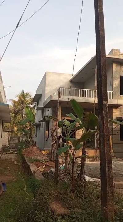 work in progress 
site : Thazhava


 #HouseConstruction  #ContemporaryHouse  #Contractor