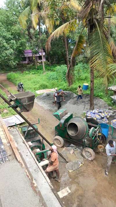 #roof  #HouseConstruction  #concrete   #HouseRenovation  #Irinjalakkuda  #Thrissur  #