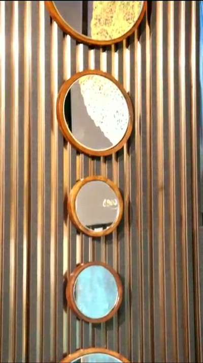 #GlassMirror  #woodenmirror  #Mordern  #HomeDecor  #newmodel  #calatheahomedecor  #Malappuram  #kondotty  #interiorwork@calicut  #nearme  #kottakkal  #manjeri