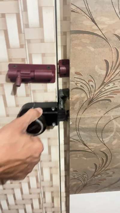 Bathroom door lock seting #Plumber #plumbering #plumbingdrawing #plumbingplan