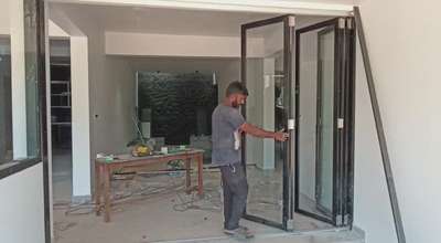 sliding folding doors
7025632738