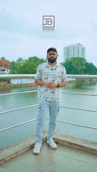 നിങ്ങൾ കൂടെയുണ്ടെങ്കിൽ നമുക്ക് ഒരുമിച്ച് നിങ്ങളുടെ സ്വപ്‌നങ്ങൾ സുന്ദരമാക്കാം. 🏡
Follow & support 
𝗗𝗿𝗲𝗮𝗺𝘀𝘁𝗼𝗻𝗲 𝗕𝘂𝗶𝗹𝗱𝗲𝗿𝘀🏡
 #KeralaStyleHouse #keralahomedesignz #ketalahomedesigner #keralahomedecor