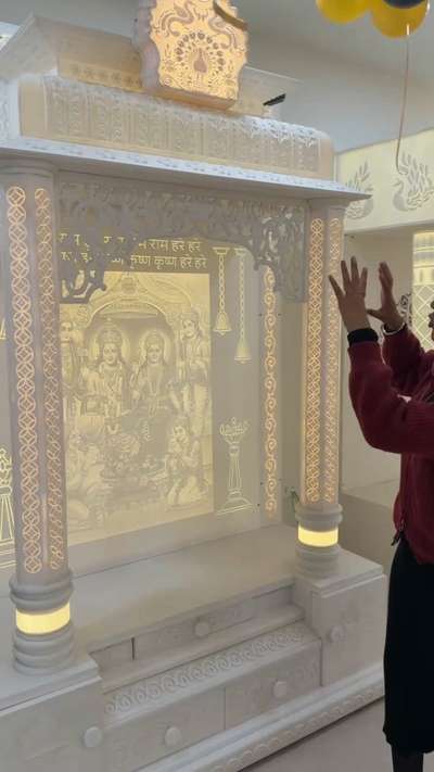 साउथ टच के साथ प्रीमियम कोरियन मार्बल मंदिर 🙏

Website 👉🏼 www.ipureinterior.com 

#mandirdesign  #corianmandir  #corianmarblemandir  #temple  #InteriorDesigner  #LUXURY_INTERIOR  #luxurylifestyle