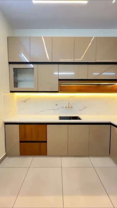 modular kitchen 
sec 76 noida flat no 110 tower a