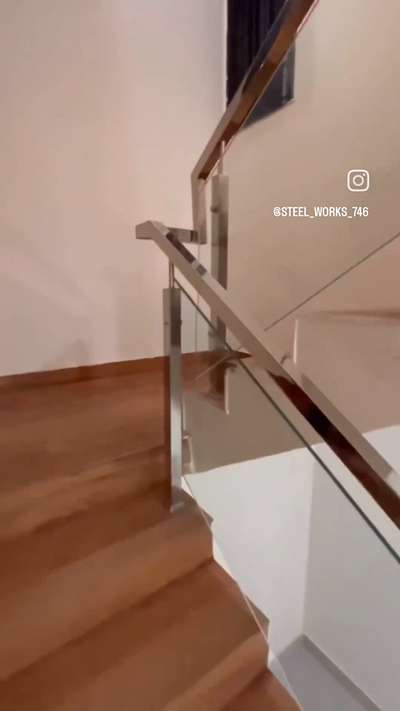 glass railing design 👉🏻💕🙏🏻💕 
Bismillahfabrication welding work 
.
.
.
.
.
 #virel  #InteriorDesigner  #railings  #StainlessSteelBalconyRailing  #railing